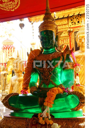 Doi Suthep寺廟翡翠雕像 Doi Suthep寺廟翡翠雕像 2350735