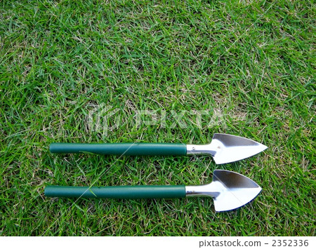shovel, excavators, two 2352336