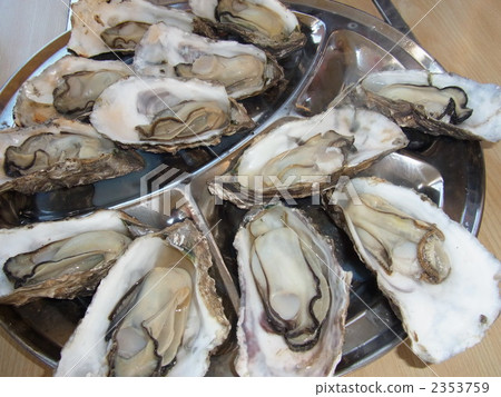 Toba Uramura grilled oyster 2353759