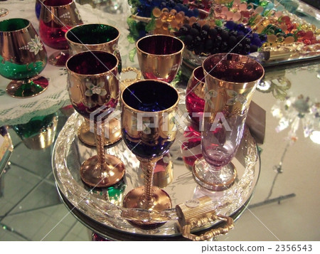 wine glass 2356543