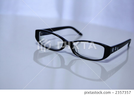 Black Glasses 2357357