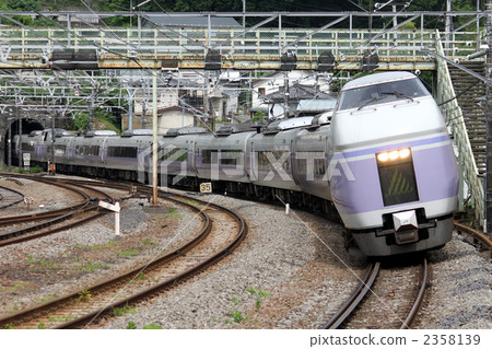 E351 Series Limited Express Super Azusa E351 Series Limited Express Super Azusa 2358139