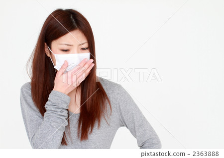 woman wearing a mask woman wearing a mask 2363888
