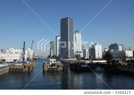 Urban landscape 2368325