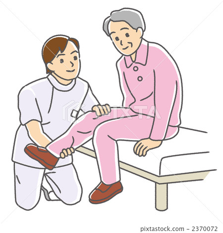 康復訓練步行的老年人 2370072