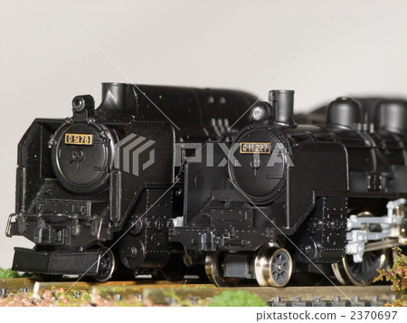 Train model Train model 2370697