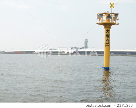 從近海看到的關西機場 從近海看到的關西機場 2371553