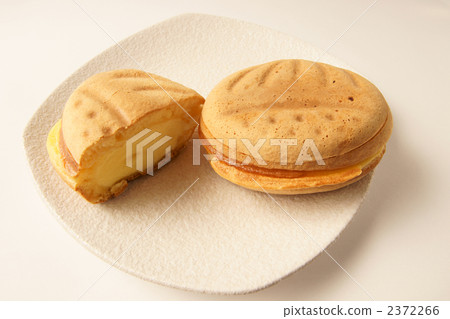 Bun manju Chestnut custard cream 2 pieces 2372266