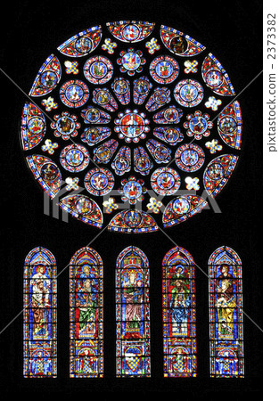 沙特爾大教堂彩色玻璃，南para窗口 2373382