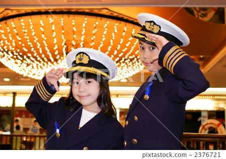 Brother sister of seamen's clothing 2376721