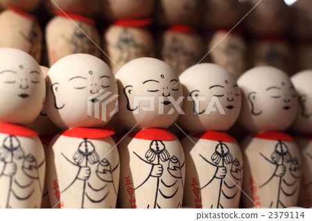 japanese wooden doll, mount godai 2379114