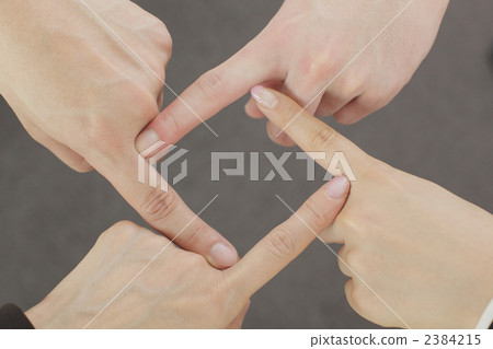 person, body parts, plural 2384215