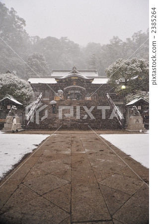 Nagasaki Suwa Taisha Shrine entrance to the snow Nagasaki Suwa Taisha Shrine entrance to the snow 2385264