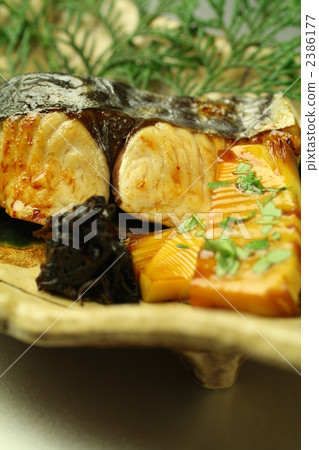 烤魚 紅燒 沾糖色烤 2386177