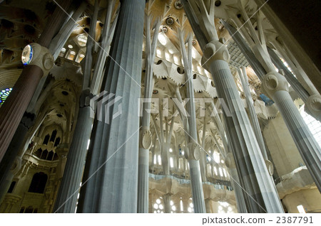 Sagrada Familia inside 2387791
