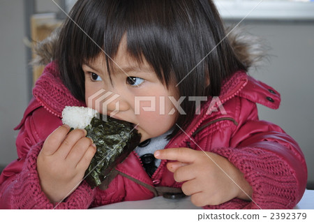 rice ball rice ball 2392379