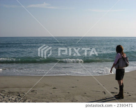 婦女和沙灘 婦女和沙灘 2393471