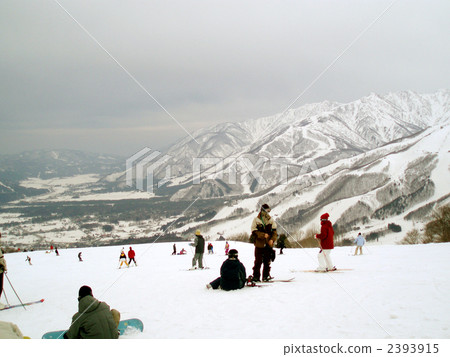 雪山和斜坡 2393915