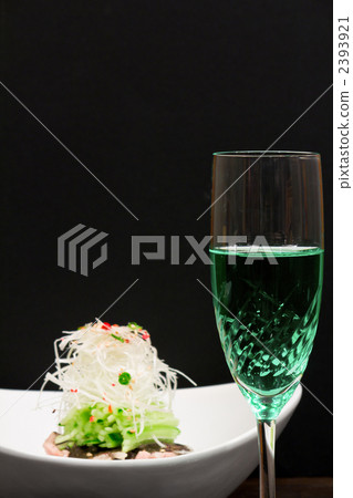 Aperitif and steamed chicken black sesame bunbanzi 2393921