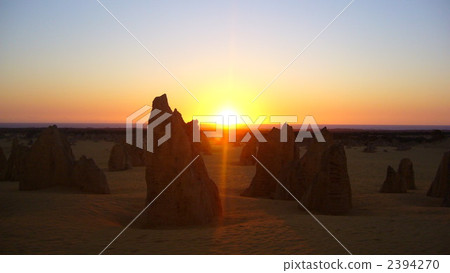 小尖塔 岩石地帶 日落 2394270