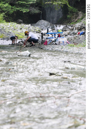Camping river play 2397191