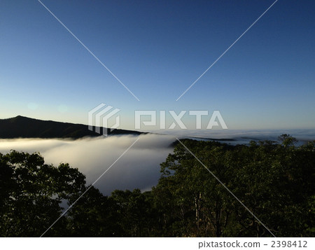 北海道摩週湖的迷霧 北海道摩週湖的迷霧 2398412