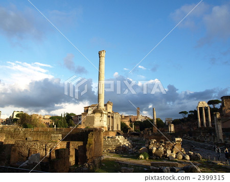 Roman Forum Romano in Rome 2399315