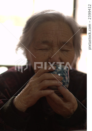 Grandmother Grandmother 2399412