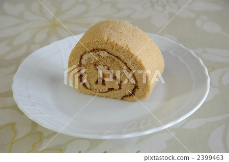 Mocha roll cake 2399463