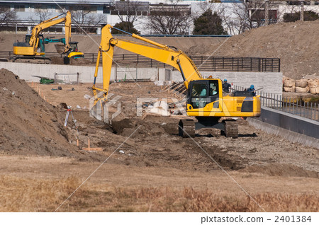 Seawall construction 2401384