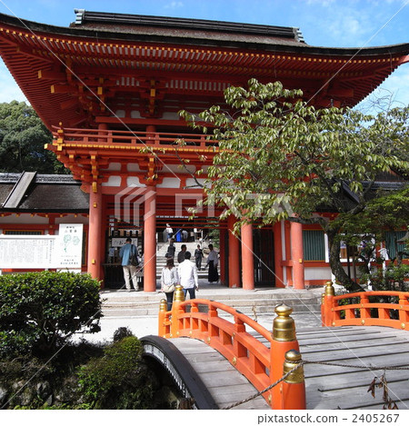 Kamigamo Shinto神社門Tamahashi 2405267