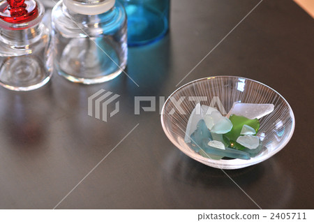 玻璃盤和碎片 2405711