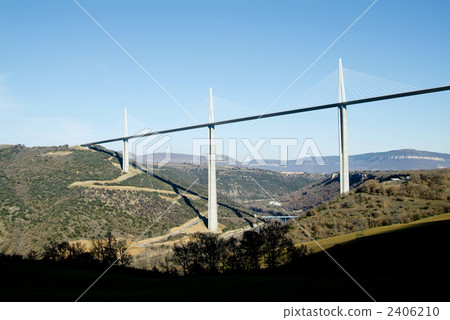 The world's tallest bridge Millau Bridge The world's tallest bridge Millau Bridge 2406210