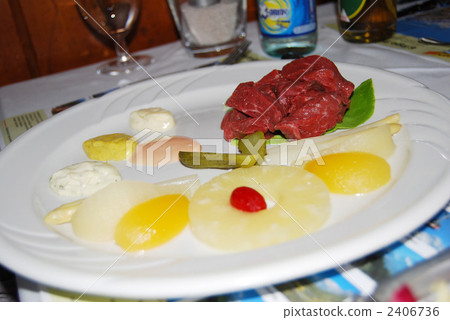 Meat fondue / Switzerland 2406736