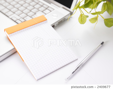 Office scene (memo) Office scene (memo) 2409677