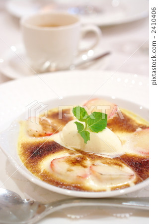 草莓奶油 草莓奶油 2410406