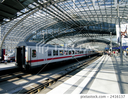 Berlin Central Station 2416137