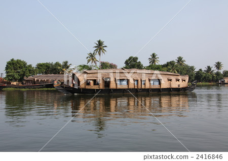 喀拉拉邦的回水之旅 2416846