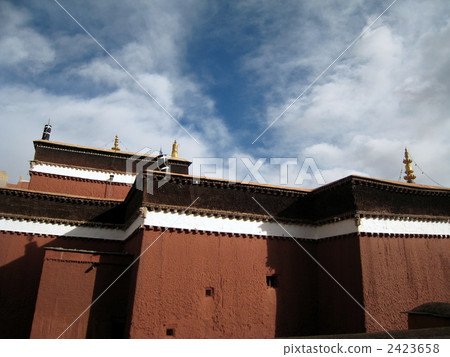 An old castle wall in Tibet 2423658