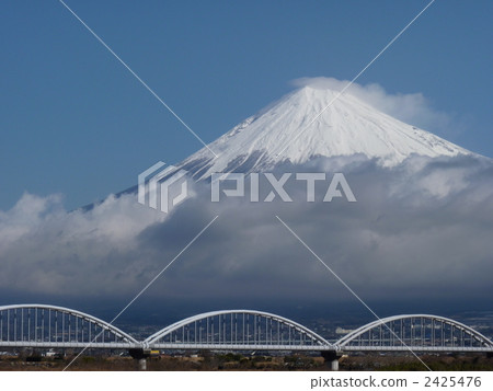 渡槽和富士山 渡槽和富士山 2425476