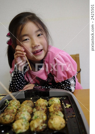 person, girl, young girl 2425501