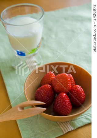 長崎草莓很粘 長崎草莓很粘 2426972