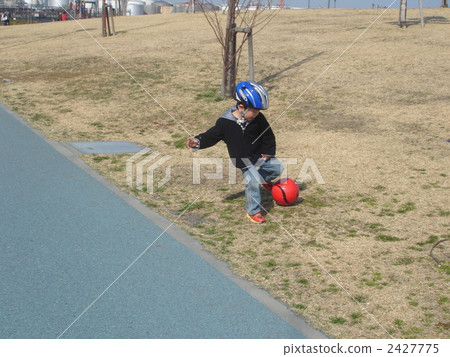 Football in the park Football in the park 2427775