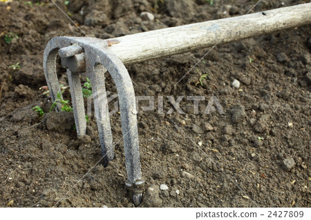 hoe, farm implement, idyllic 2427809