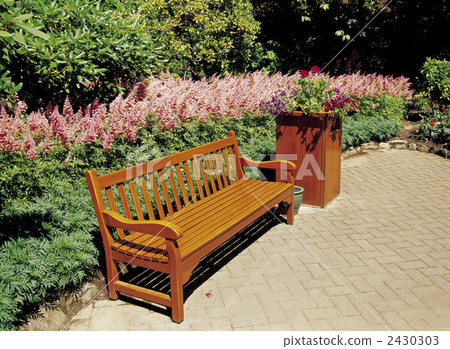 Victoria's Butchart Gardens 2430303