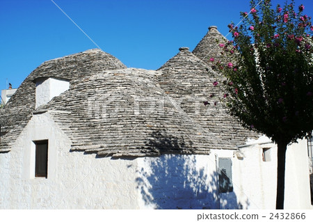 阿爾貝羅貝洛清晨 2432866