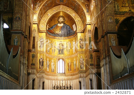 Mosaic of the Cathedral Sicilia Palermo Monreale Mosaic of the Cathedral Sicilia Palermo Monreale 2432871