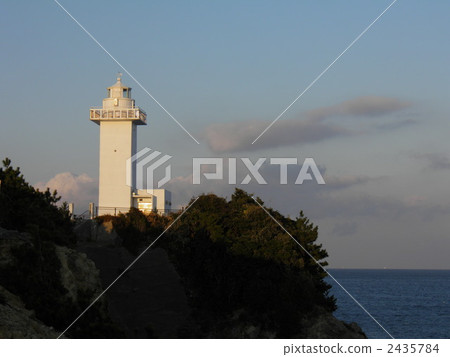 在日落的Anzaizaki燈塔 2435784