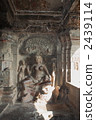 埃洛拉洞穴第32洞耆那教寺廟雕像 2439114