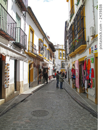 The old Jewish quarter of Cordoba 2439886